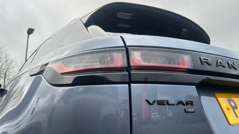 Land Rover Range Rover Velar 2.0 D200 R-Dynamic HSE 5dr Auto Diesel Estate